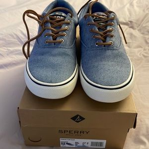 LIKE NEW Sperry blue sneaker.